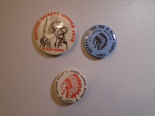 Vintage pin back - , buttons